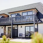 فندق Seaside 43 5*