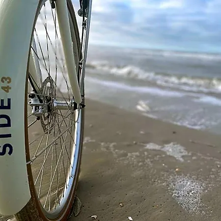 Seaside 43 5*